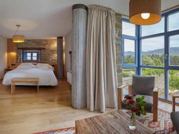 Torre de Villademoros - Boutique Hotel in Cadavedo-Valdés, Asturias