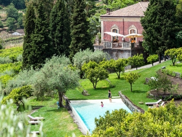 Monaci delle Terre Nere - Hotel & Self-Catering in Zafferana Etnea, Sicily