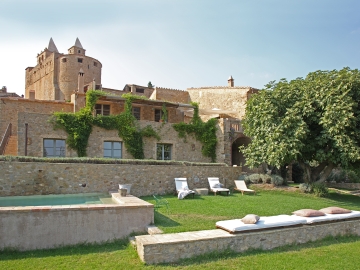 Can Bassa - Bed and Breakfast & self-catering in Madremanya, Catalonia