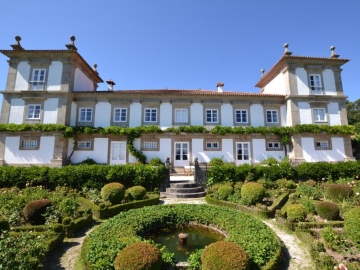 Paço de Calheiros - Hotel & Self-Catering in Ponte de Lima, North of Portugal