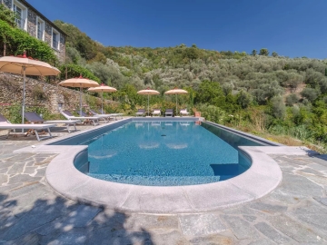 La Villa Barca - Holiday Apartments in Casanova Lerrone, Liguria