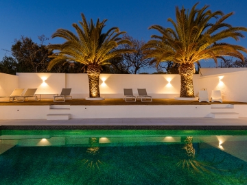 Casa Xyza - Holiday home villa in Ferragudo, Algarve