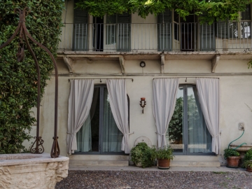 Palazzo Fracastoro - Bed and Breakfast in Verona, Veneto