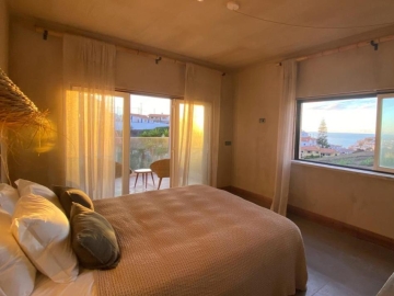 Azenhas do Mar Valley House - Bed and Breakfast in Azenhas do Mar, Lisbon Region