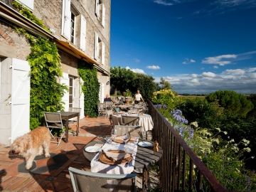 Cuq En Terrasses - Hotel & Self-Catering in Cuq-Toulza, Occitanie