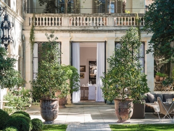 La Divine Comédie - Luxury Hotel in Avignon, French Riviera & Provence